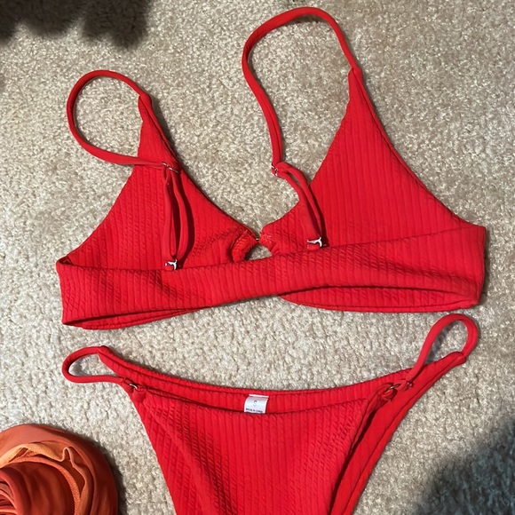 Swimsuit - Picture 4 of 4